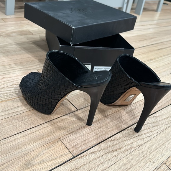 Platform heels - Picture 4 of 6